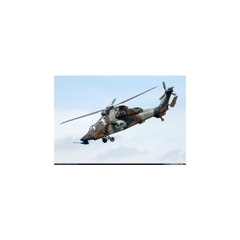 HOBBY BOSS  Elicottero Tiger UHT scala 1-72