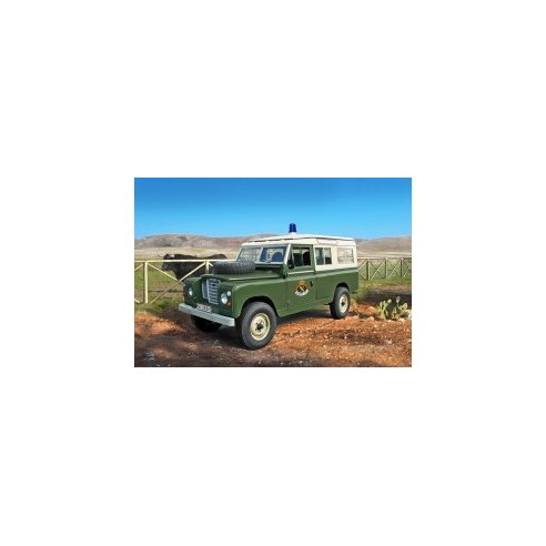 1 35 Land Rover Series III 109 "Guardia Civil"
