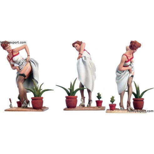 Andrea miniatures 80mm KIT   Pin Up Series The Stinging Garden