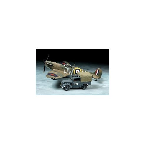1 48 Supermarine Spitfire Mk.I with Light Utility Car 10Hp Set