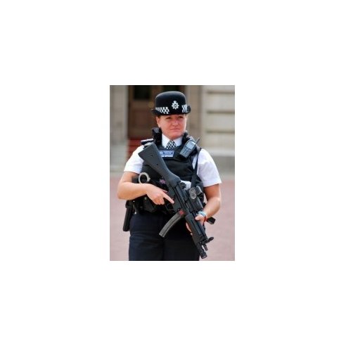 1:16 British Police Female Officer (100% new molds)