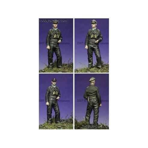 Alpine Miniatures    	1 35 KIT (MAQUETTE) SS PANZER NCO 2, 19441945 DIFFERENT HEADS INCL.