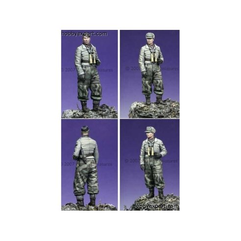 Alpine Miniatures    	1 35 KIT (MAQUETTE) PANZER OFFICER, WINTER WWII DIFFERENT HEADS INCL.